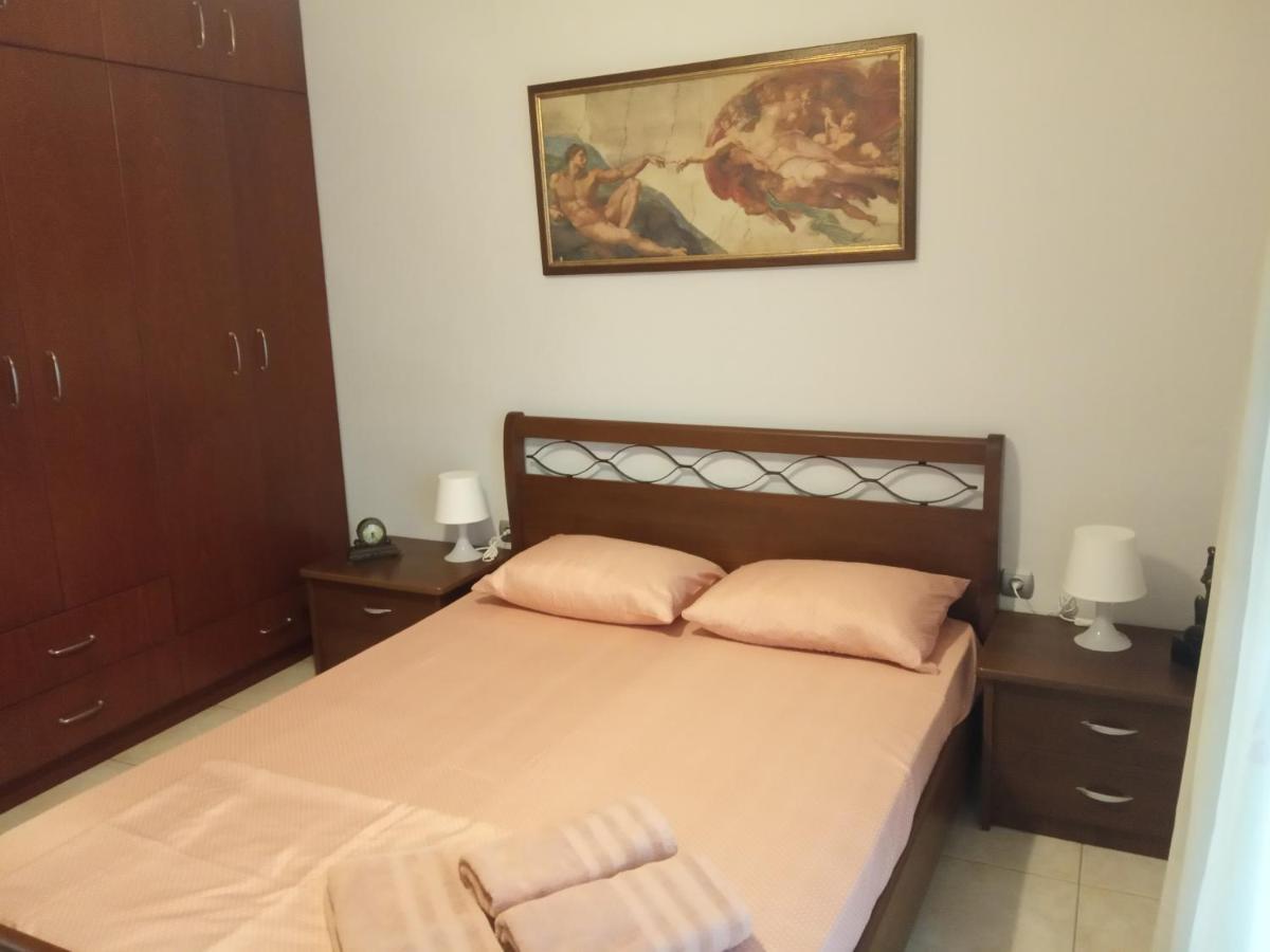 Isavrou Apartment 科莫蒂尼 外观 照片